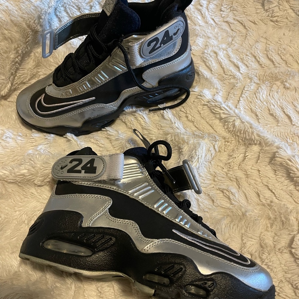 NIKE GRIFFEY Big Kids Blk & Slvr